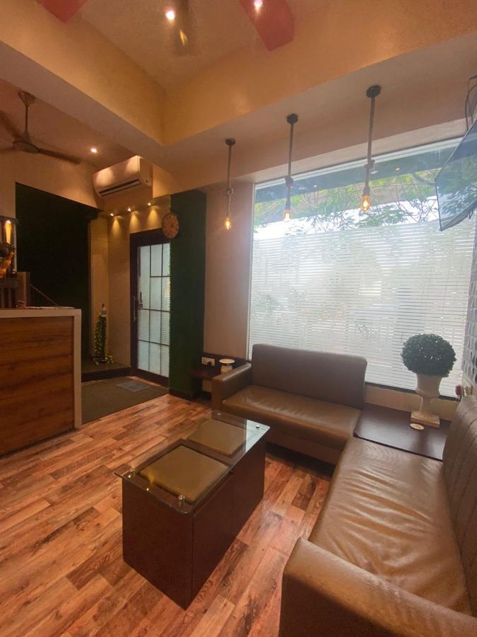Garden Creek Residency - Near To Mumbai International Airport Hotel Екстериор снимка