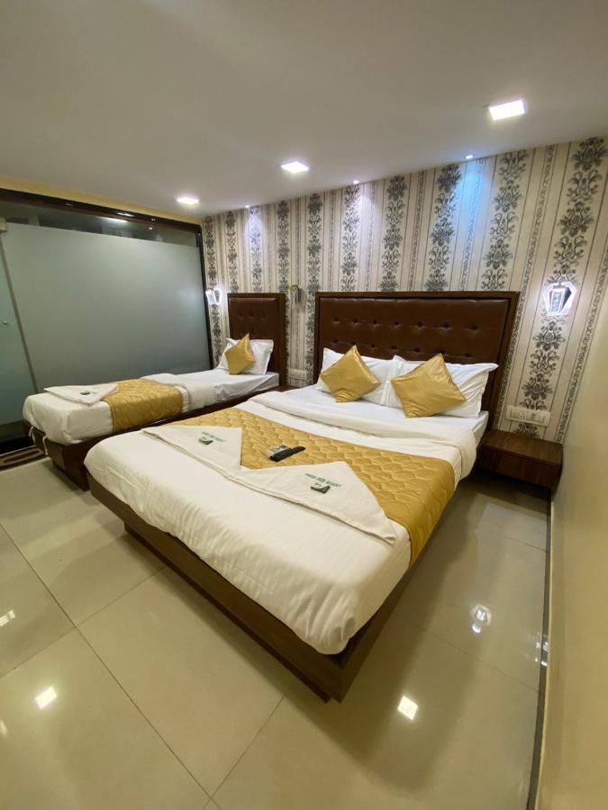 Garden Creek Residency - Near To Mumbai International Airport Hotel Екстериор снимка