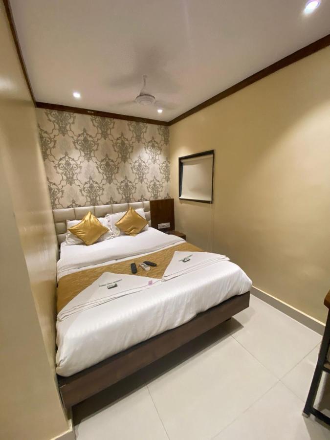 Garden Creek Residency - Near To Mumbai International Airport Hotel Екстериор снимка
