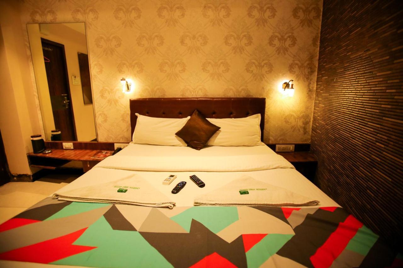 Garden Creek Residency - Near To Mumbai International Airport Hotel Екстериор снимка