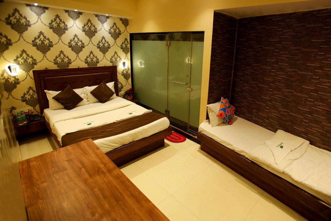 Garden Creek Residency - Near To Mumbai International Airport Hotel Екстериор снимка