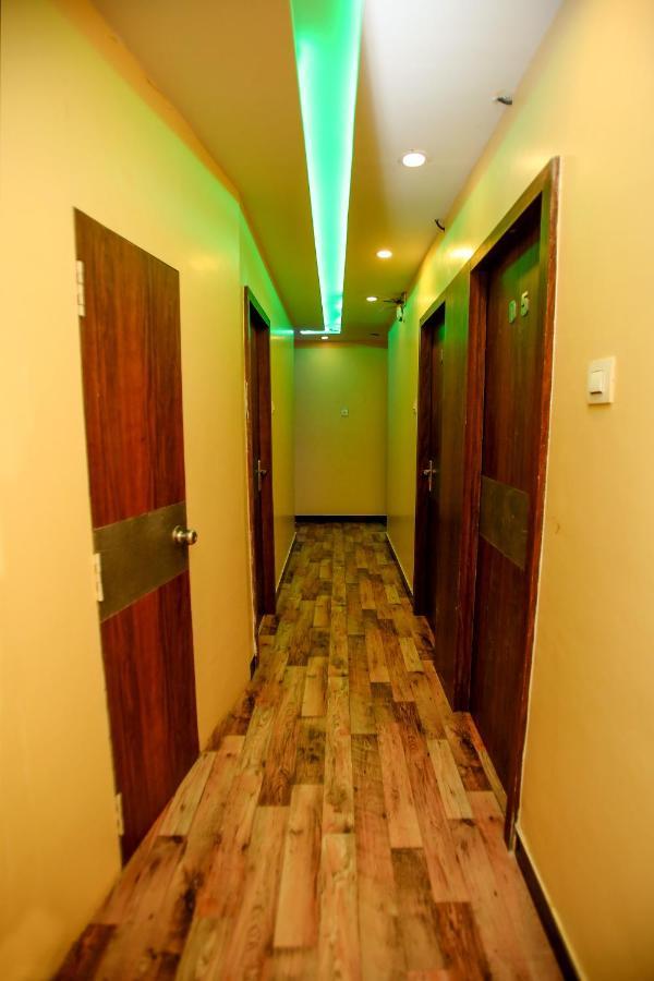 Garden Creek Residency - Near To Mumbai International Airport Hotel Екстериор снимка