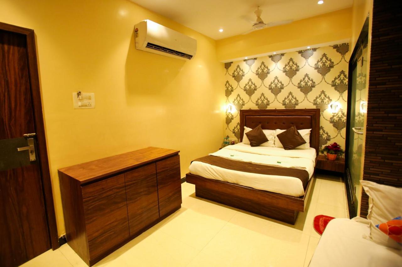 Garden Creek Residency - Near To Mumbai International Airport Hotel Екстериор снимка